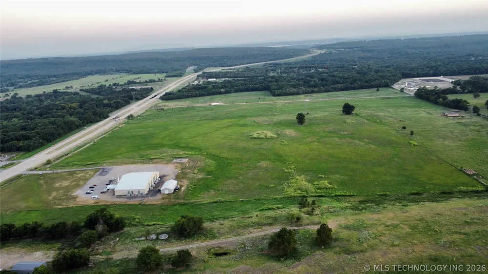 2875 S Kerr Boulevard Sallisaw, OK 74955