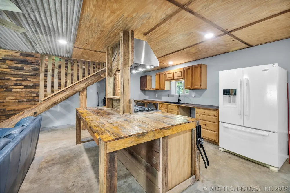 22307 E 843 ROAD Park Hill, OK 74451