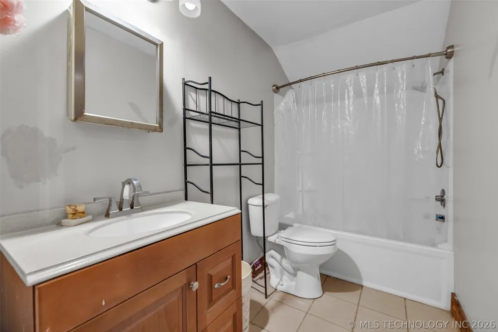 22307 E 843 ROAD Park Hill, OK 74451