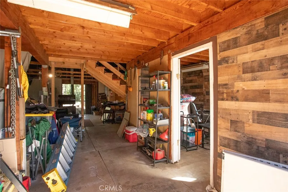 14872 Queenan Dobbins, CA 95935