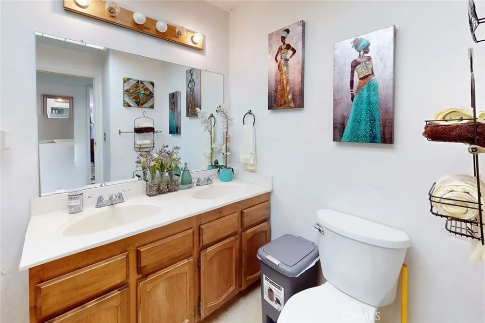 14872 Queenan Dobbins, CA 95935