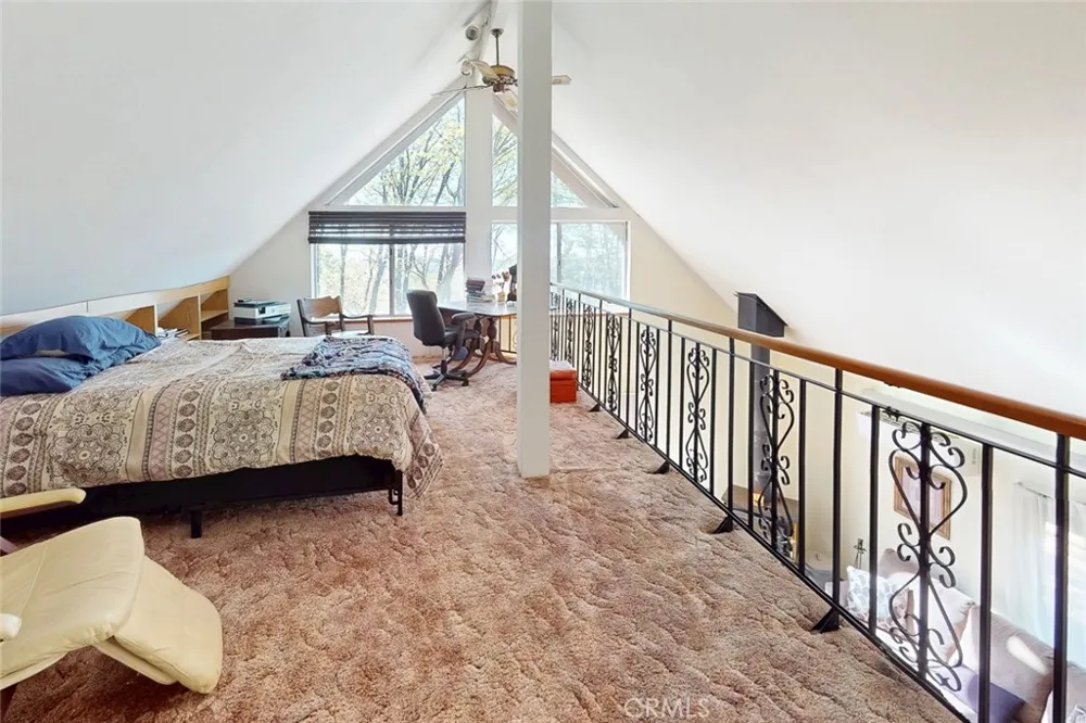 14872 Queenan Dobbins, CA 95935