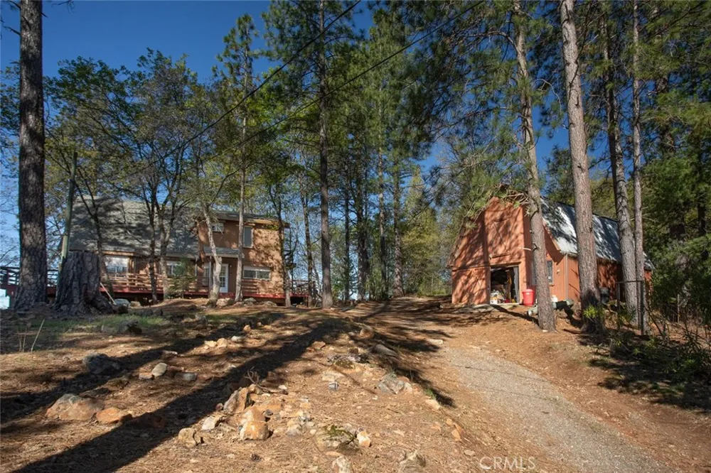 14872 Queenan Dobbins, CA 95935