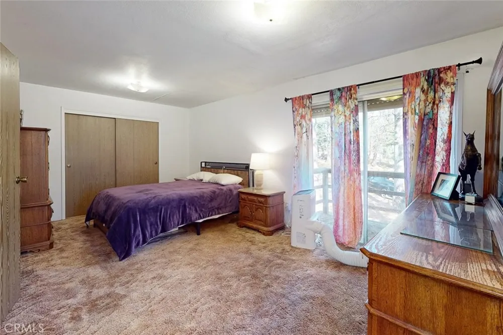 14872 Queenan Dobbins, CA 95935