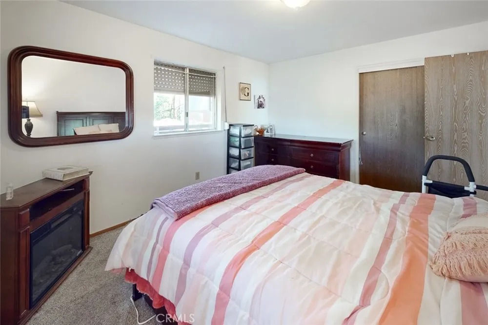 14872 Queenan Dobbins, CA 95935