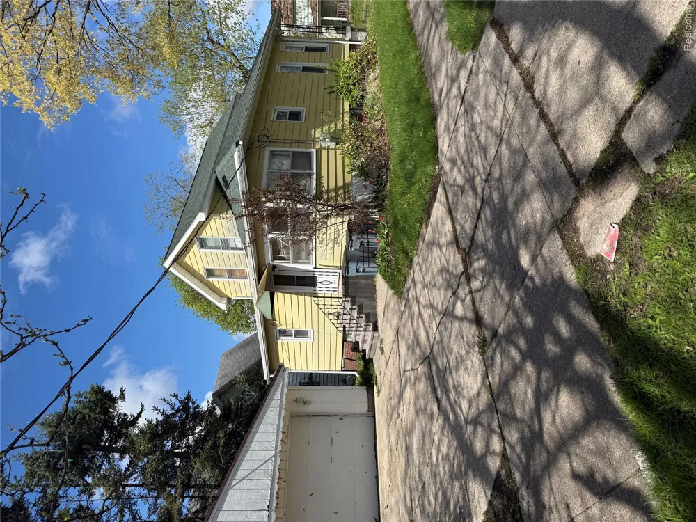 140 Andre Street Saginaw City, MI 48602