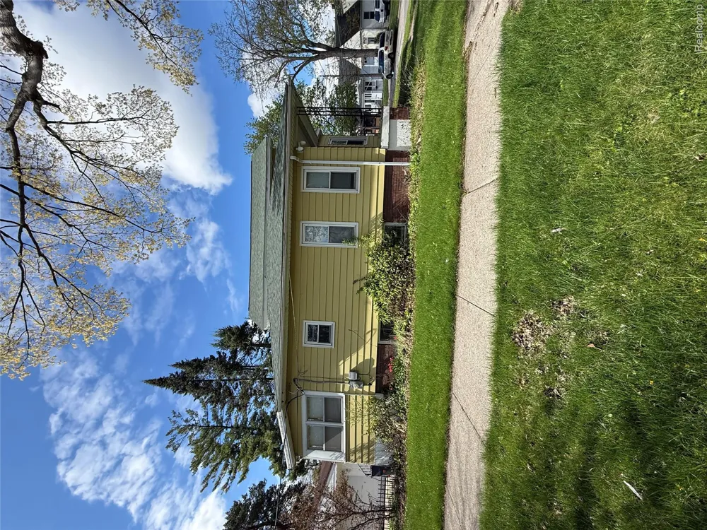 140 Andre Street Saginaw City, MI 48602