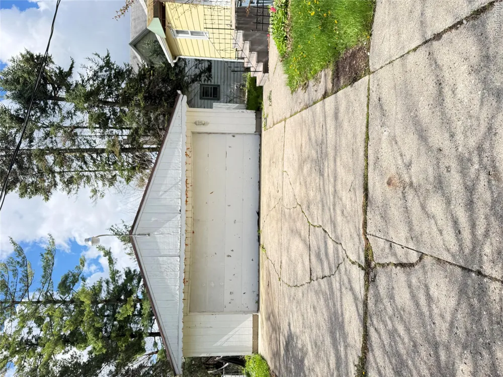 140 Andre Street Saginaw City, MI 48602