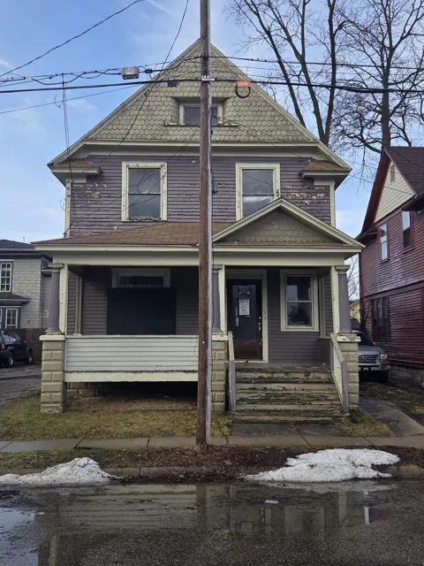 528 Potter Street