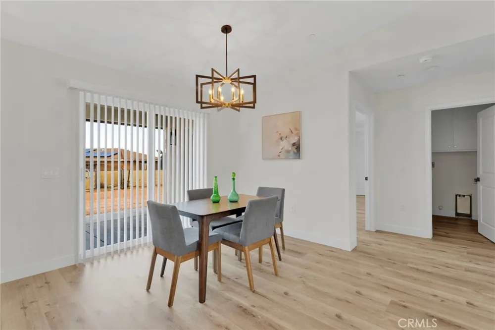 20190 Osseo Road Apple Valley, CA 92308