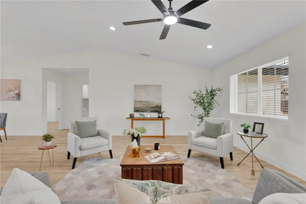 20190 Osseo Road Apple Valley, CA 92308