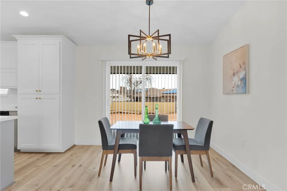 20190 Osseo Road Apple Valley, CA 92308