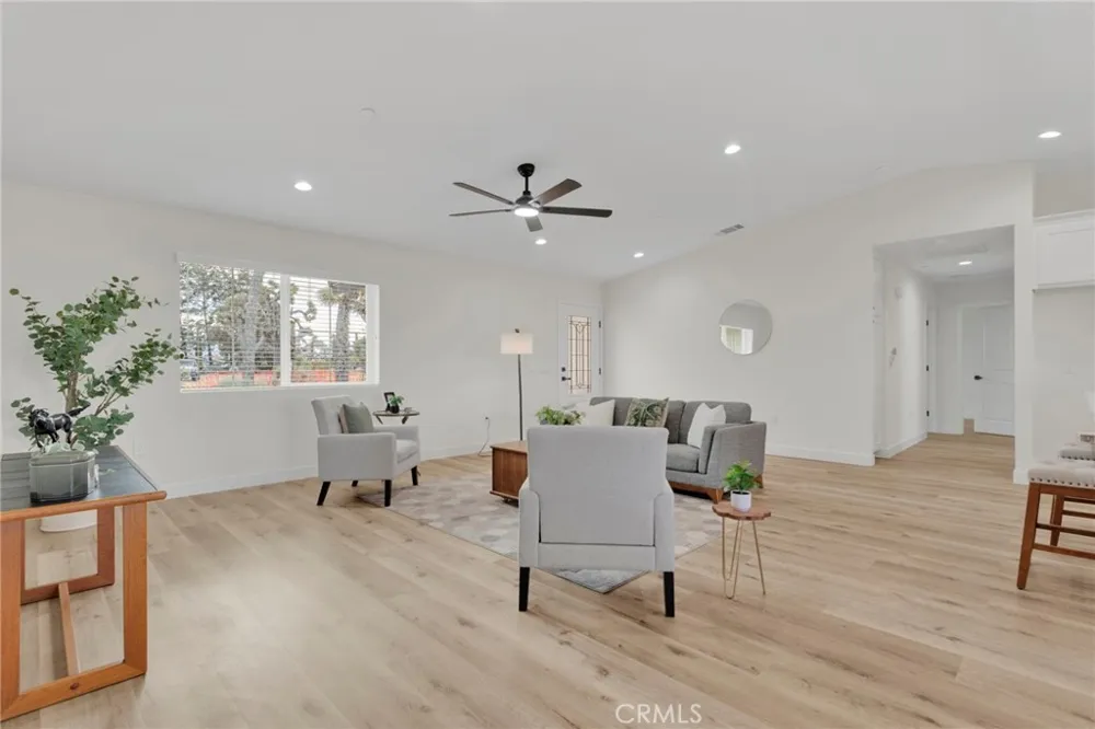 20190 Osseo Road Apple Valley, CA 92308