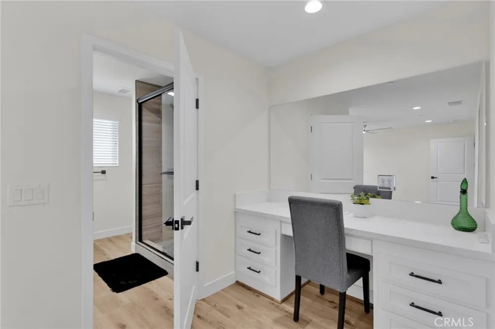 20190 Osseo Road Apple Valley, CA 92308