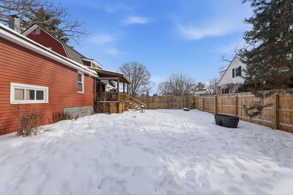 3165 10th Avenue Port Huron City, MI 48060