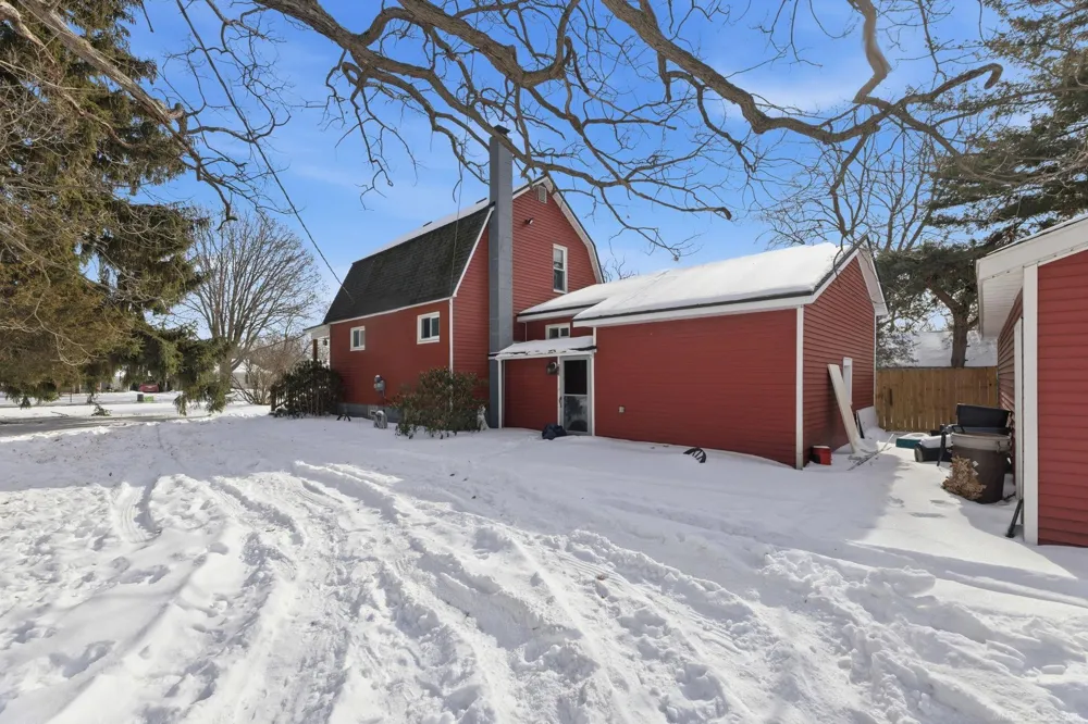 3165 10th Avenue Port Huron City, MI 48060
