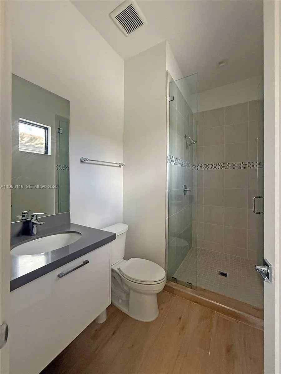4454 NW 80th Ave Doral, FL 33166