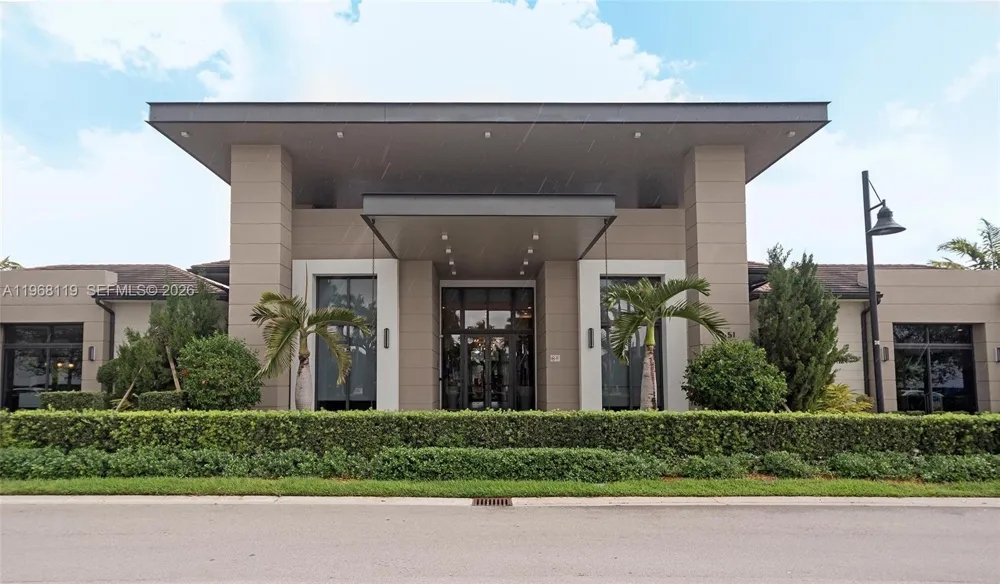 4454 NW 80th Ave Doral, FL 33166