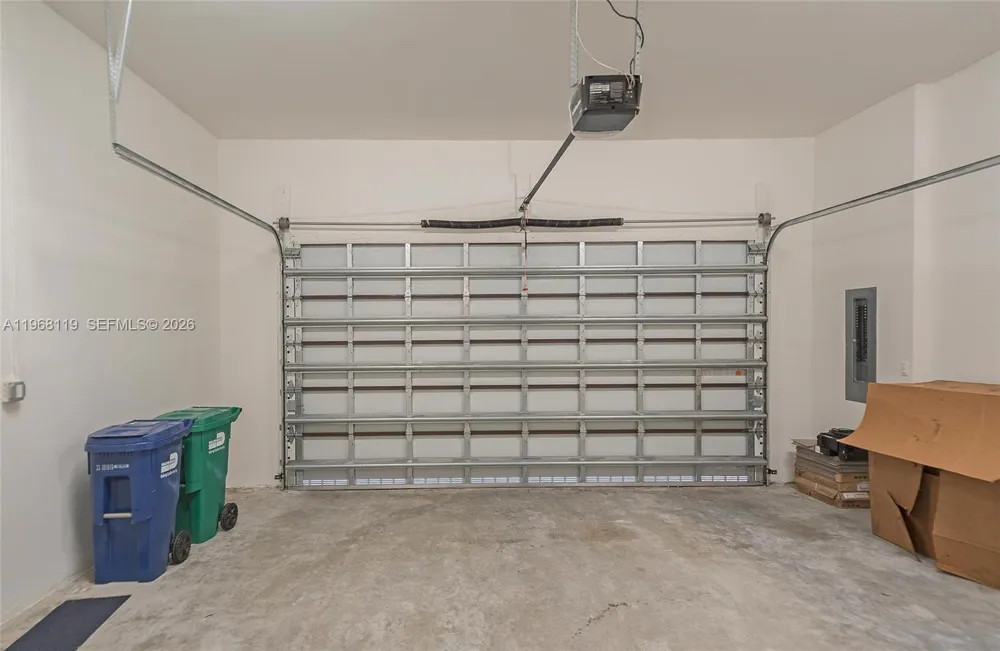 4454 NW 80th Ave Doral, FL 33166