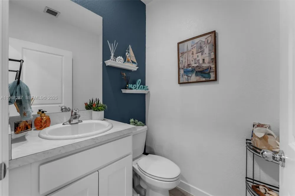 514 NE 12th St Florida City, FL 33034