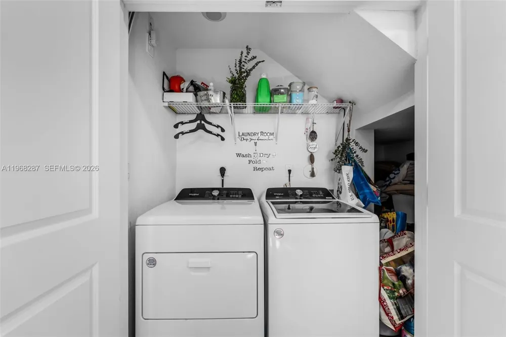 514 NE 12th St Florida City, FL 33034