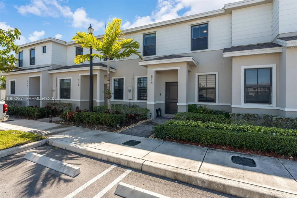 514 NE 12th St Florida City, FL 33034