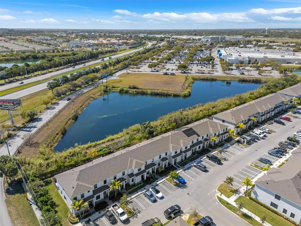 514 NE 12th St Florida City, FL 33034