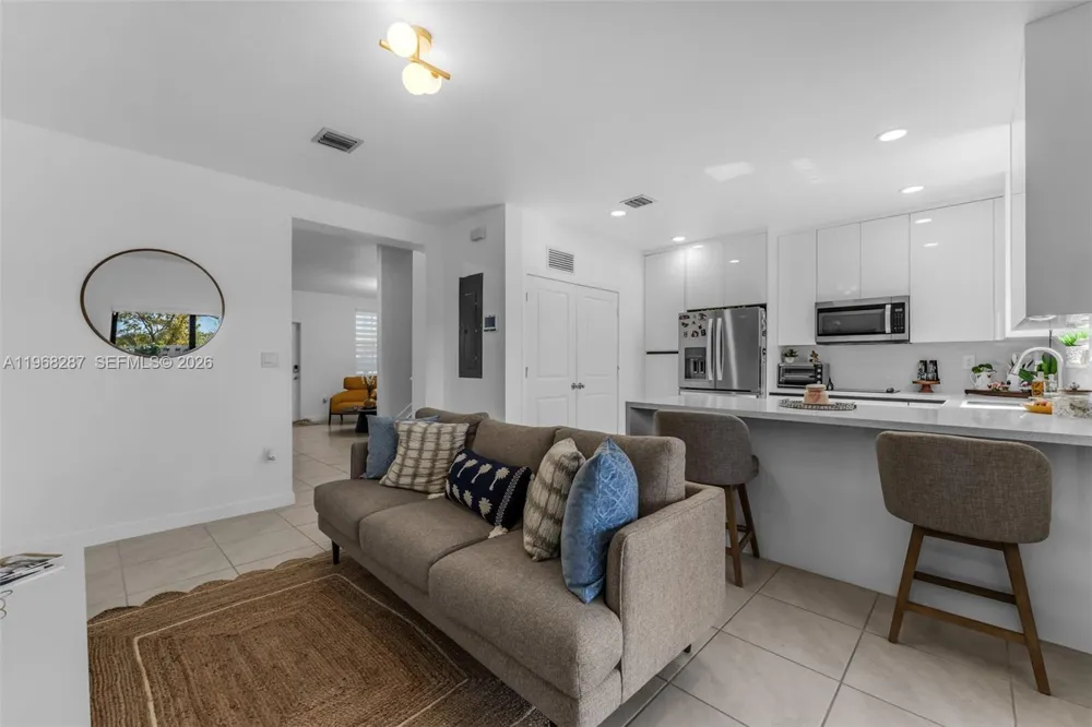 514 NE 12th St Florida City, FL 33034