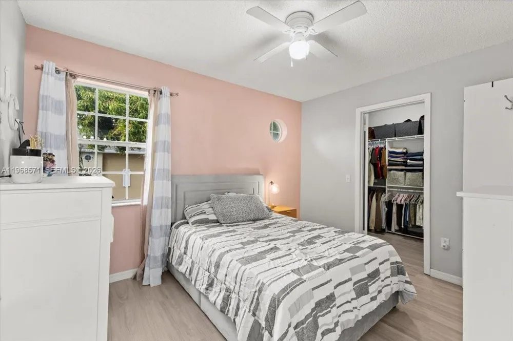 307 Waterside Dr Hypoluxo, FL 33462