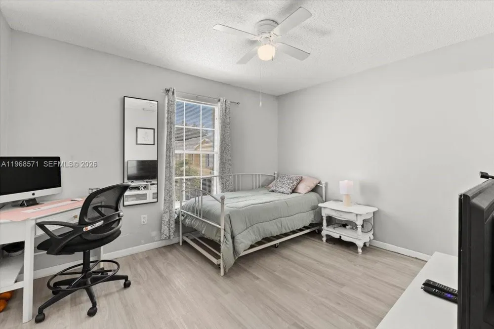 307 Waterside Dr Hypoluxo, FL 33462