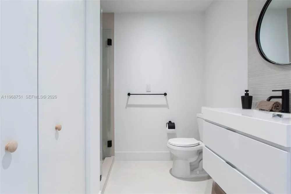 900 Biscayne Blvd #4307 Miami, FL 33132