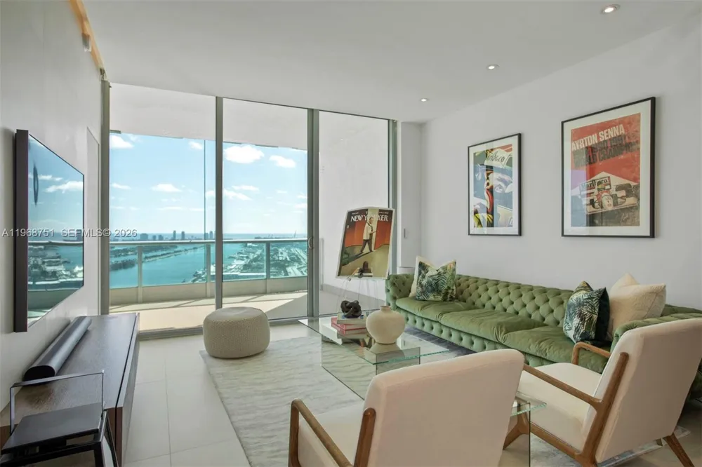 900 Biscayne Blvd #4307 Miami, FL 33132
