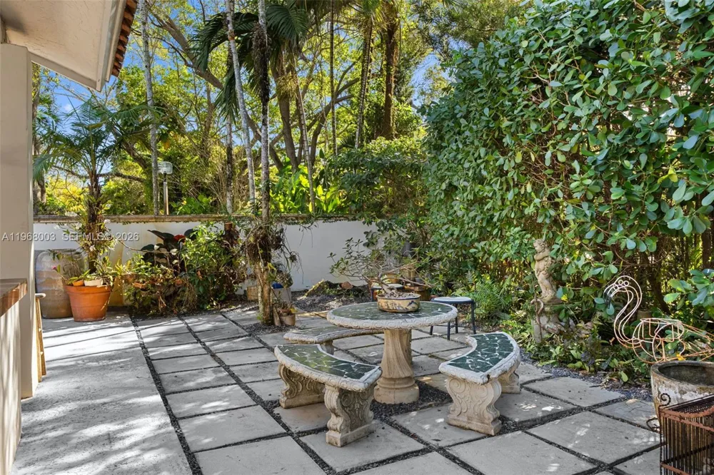 11220 SW 67th Ave Pinecrest, FL 33156