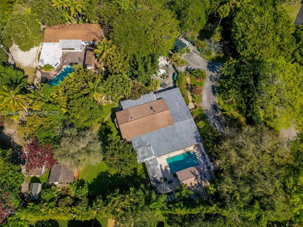 11220 SW 67th Ave Pinecrest, FL 33156