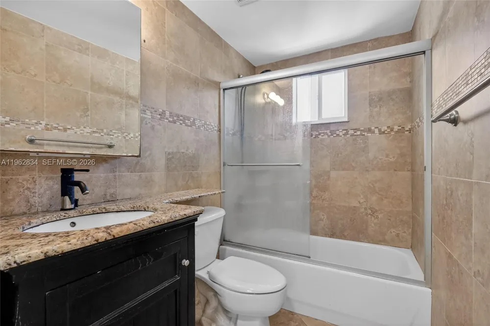 134 SW 7th Ave #404 Miami, FL 33130