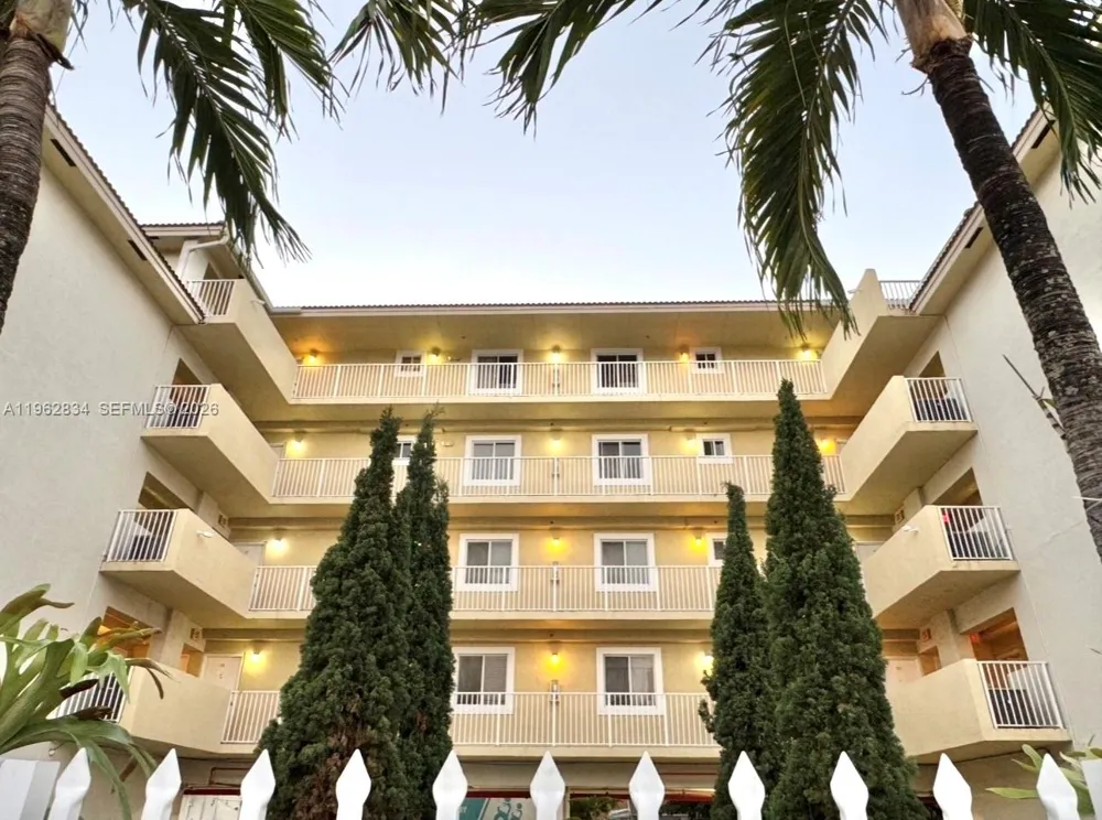 134 SW 7th Ave #404 Miami, FL 33130