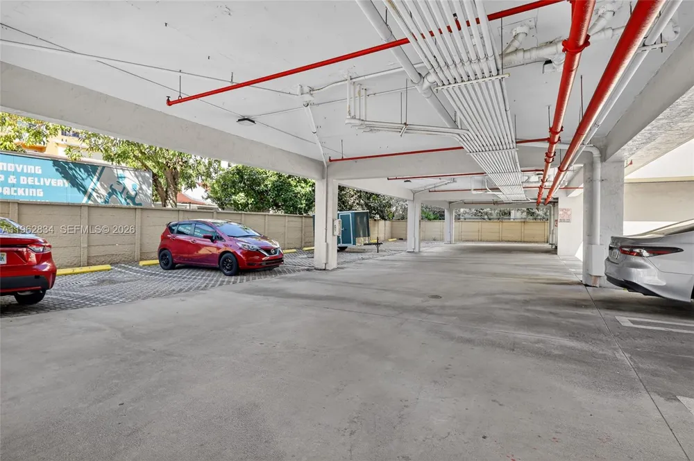 134 SW 7th Ave #404 Miami, FL 33130