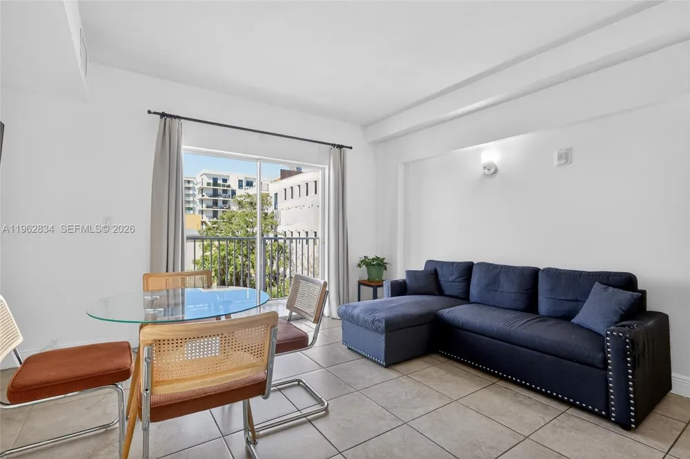 134 SW 7th Ave #404 Miami, FL 33130