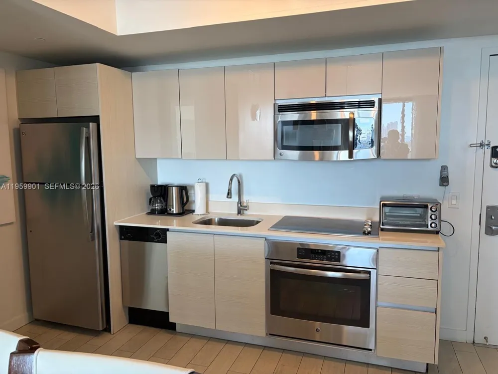 2602 E Hallandale Beach Blvd #R2709 Hallandale Beach, FL 33009