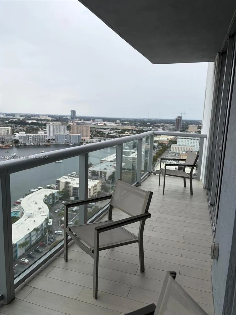 2602 E Hallandale Beach Blvd #R2709 Hallandale Beach, FL 33009