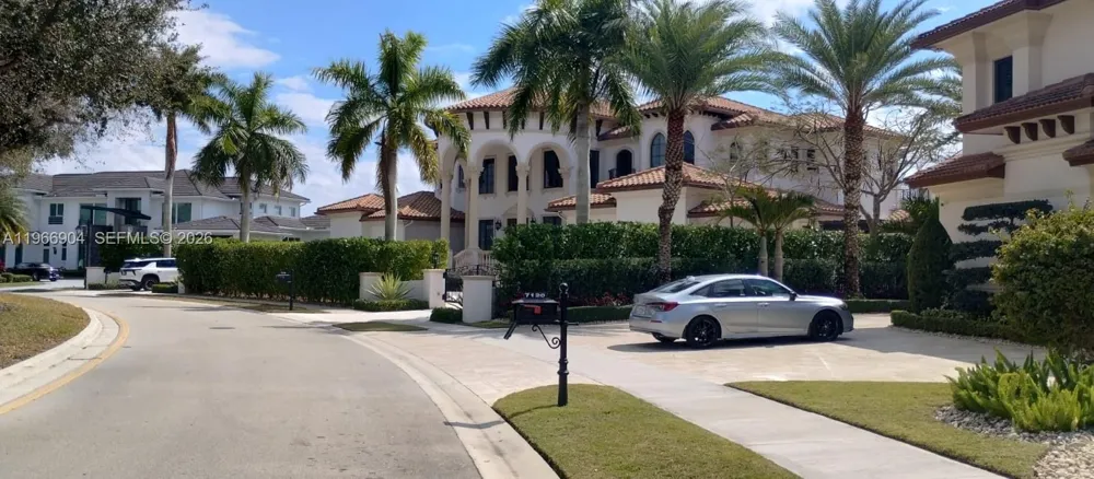 7130 Lemon Grass Dr Parkland, FL 33076
