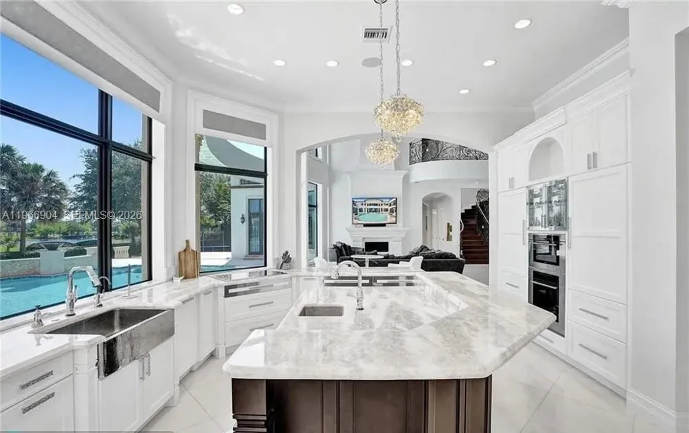 7130 Lemon Grass Dr Parkland, FL 33076