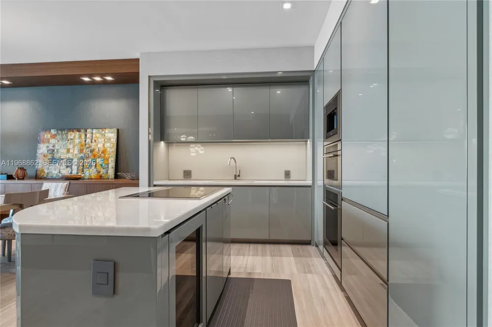 18975 Collins Ave #4502 Sunny Isles Beach, FL 33160