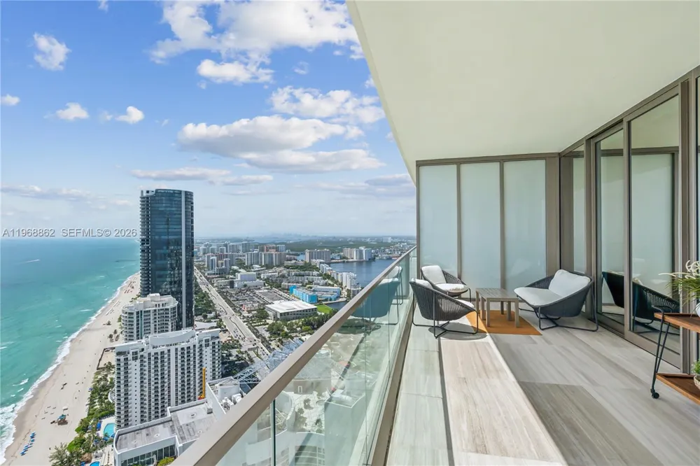 18975 Collins Ave #4502 Sunny Isles Beach, FL 33160