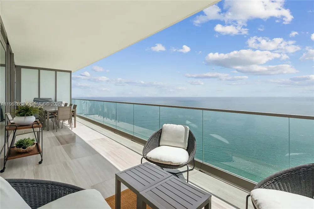 18975 Collins Ave #4502 Sunny Isles Beach, FL 33160
