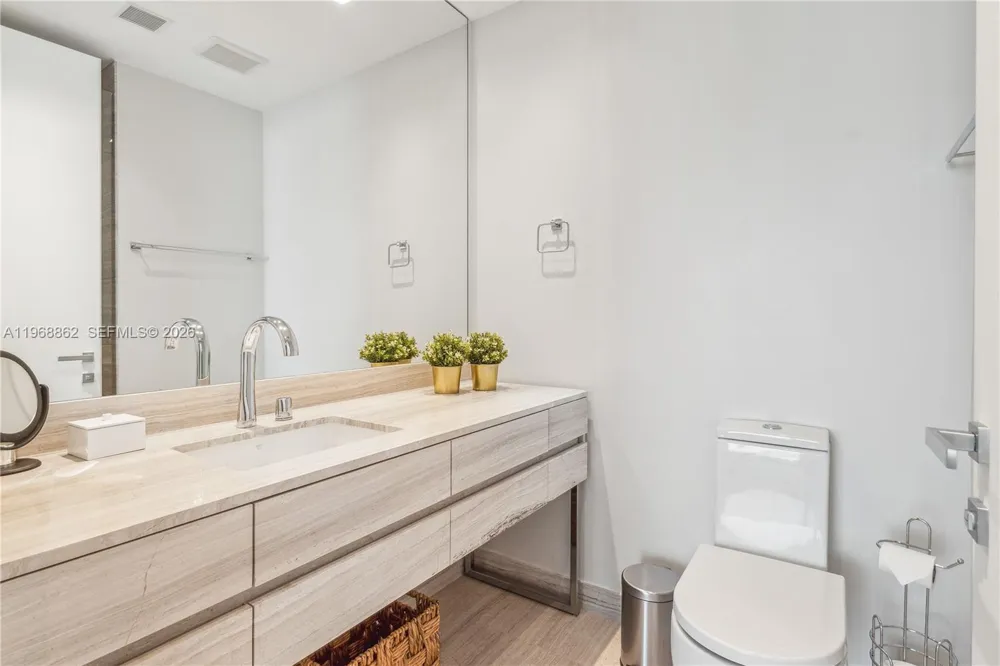18975 Collins Ave #4502 Sunny Isles Beach, FL 33160