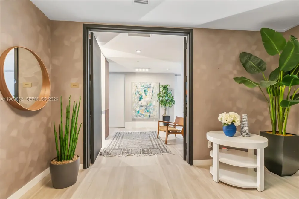 18975 Collins Ave #4502 Sunny Isles Beach, FL 33160