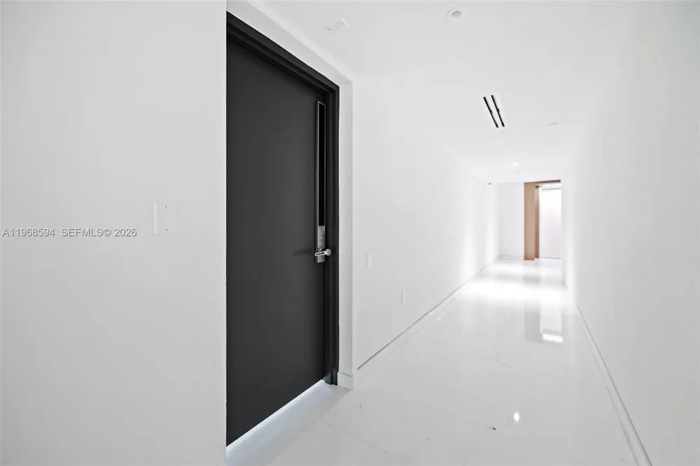 300 Biscayne Blvd Way #303 Miami, FL 33131