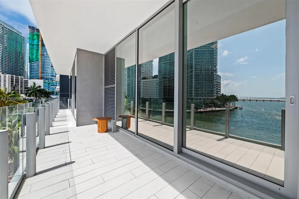 300 Biscayne Blvd Way #303 Miami, FL 33131