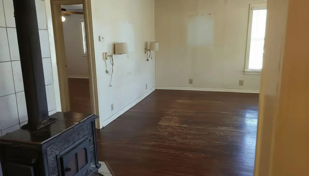 11913 Mcangus Road Del Valle, TX 78617